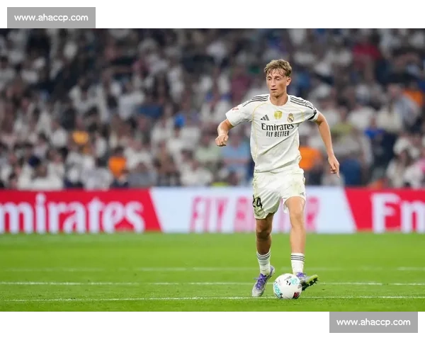 失衡瞬间的致命断球！卡雷拉斯锁死 2 亿天才亚马尔